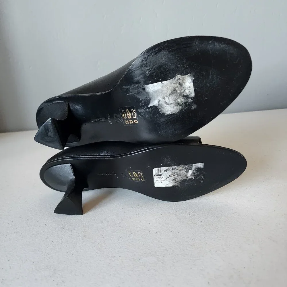 Mercedes Castillo Mule "EUC" - Picture 12 of 16